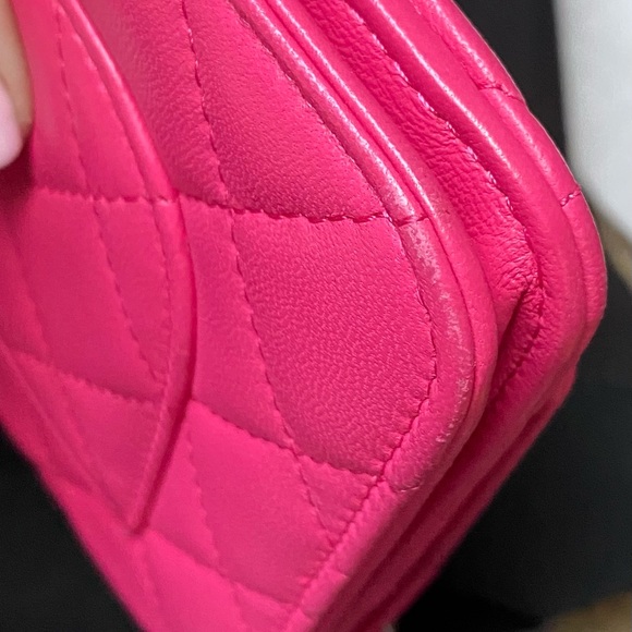 Chanel lamb wallet on chain fuchsia. - Picture 14 of 16